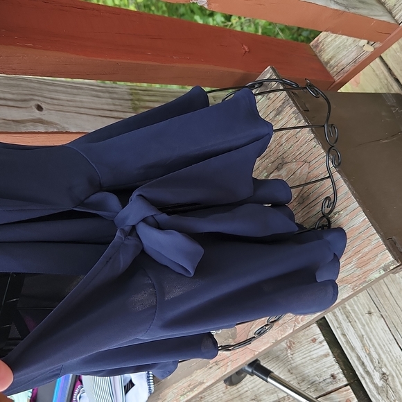 Loft wrap around navy blouse - Picture 4 of 5